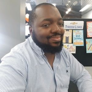 Meet your Posher, Derrick